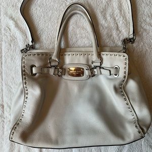 Beautiful Michael Kors purse with lots of storage!